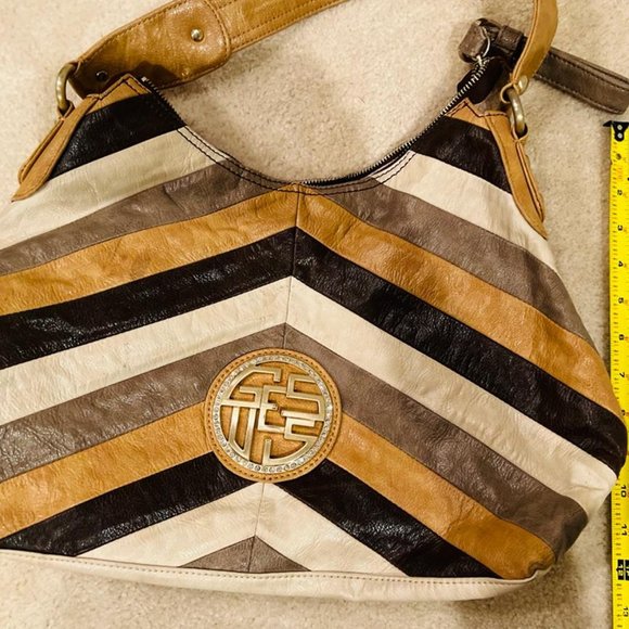 Guess bag - leather, good condition - Picture 9 of 12